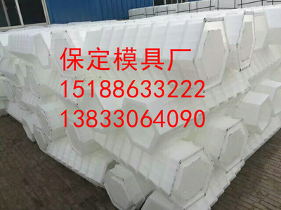 公路边坡防护六角护坡模具的应用与防洪除涝设施的科学管理