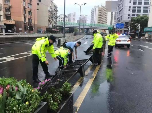 新科技助力防汛新阶段 智能设备在防洪除涝中显身手